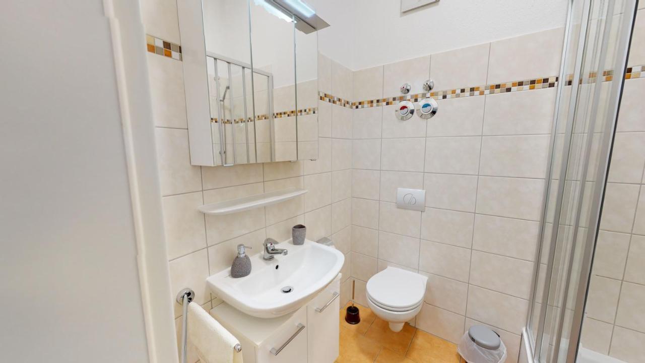 Sweethome - Luxus Pur - Grosse Kueche, Wifi Magdeburgo Esterno foto