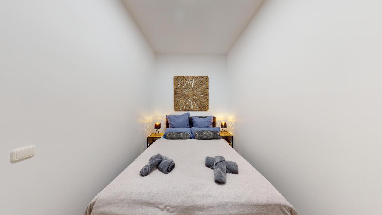 Sweethome - Luxus Pur - Grosse Kueche, Wifi Magdeburgo Esterno foto