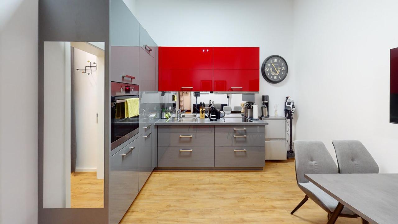 Sweethome - Luxus Pur - Grosse Kueche, Wifi Magdeburgo Esterno foto