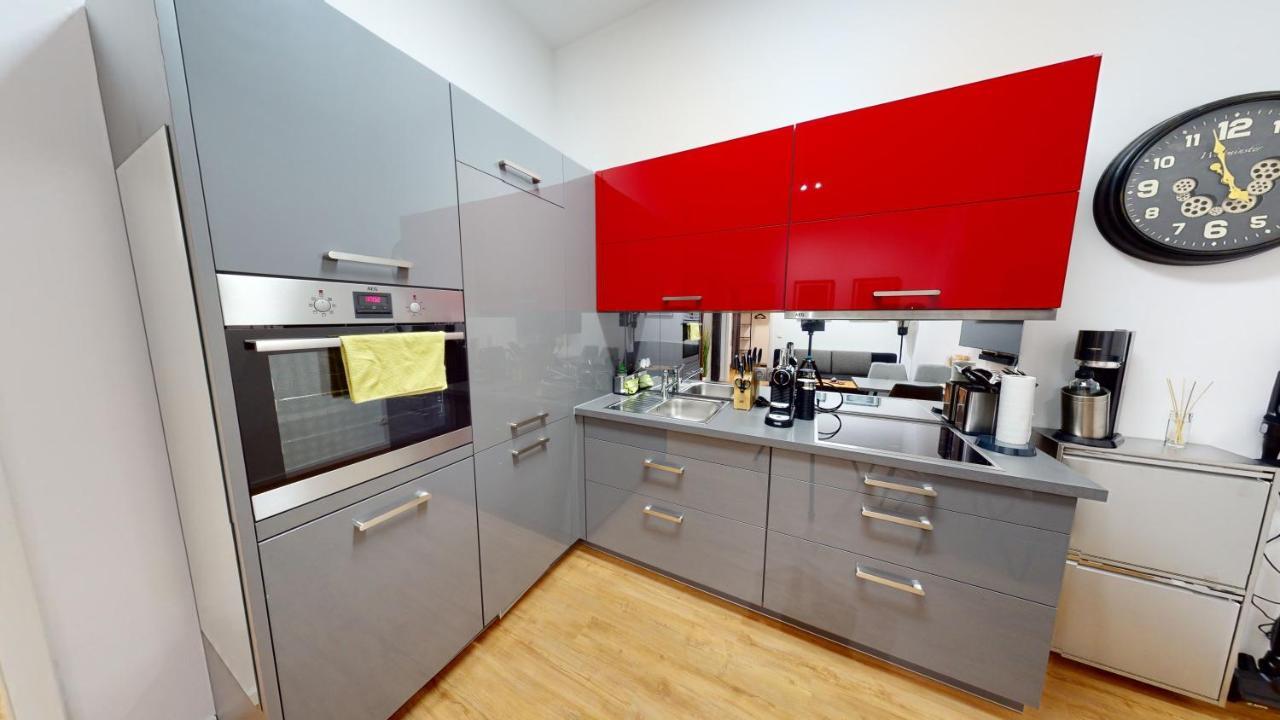 Sweethome - Luxus Pur - Grosse Kueche, Wifi Magdeburgo Esterno foto